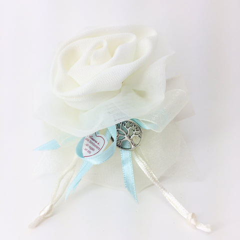 Sacchetto in organza con rosa e ciondolo