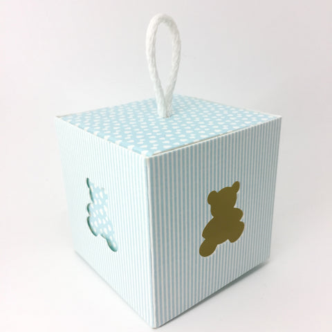 Astuccio righe/cuori celeste a cubo con orsetto