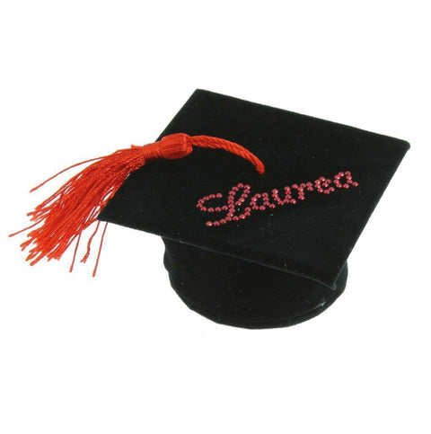 Tocco vellutino nero con scritta laurea