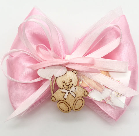 Fiocco in raso rosa con ciondolo orsetto in legno